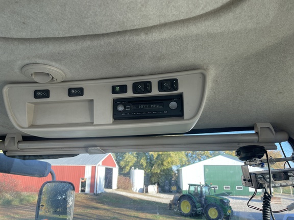 2016 John Deere 8370R Tractor