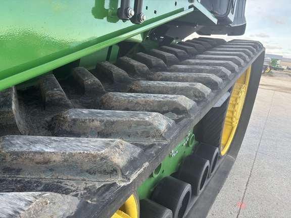 2023 John Deere 9RT 570 Tractor Rubber Track