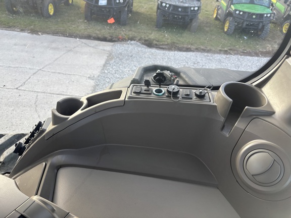 2023 John Deere 9RT 570 Tractor Rubber Track