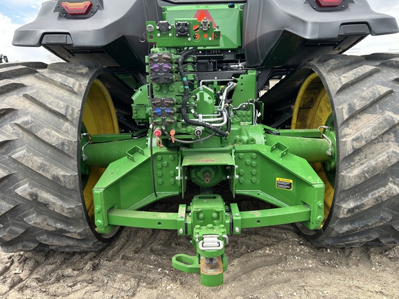 2025 John Deere 9RT 590 Tractor Rubber Track