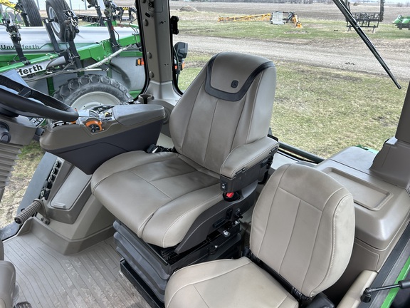 2025 John Deere 9RT 590 Tractor Rubber Track