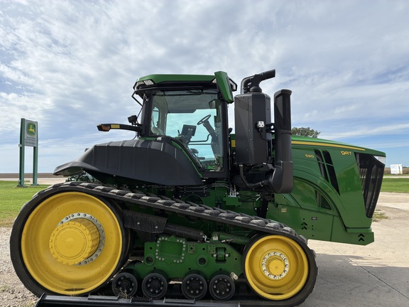 2025 John Deere 9RT 590 Tractor Rubber Track