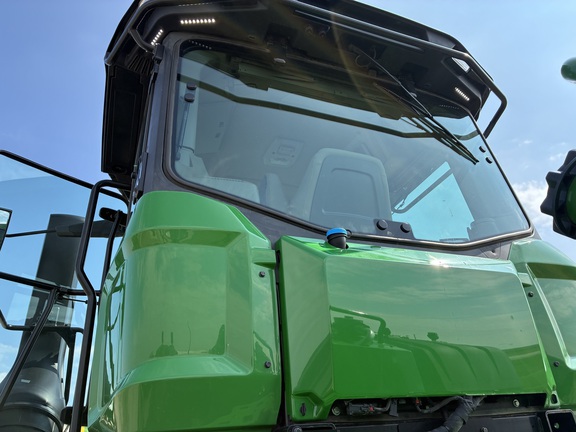 2025 John Deere 9RX 770 Tractor Rubber Track