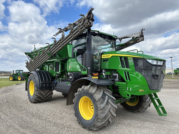 2025 John Deere 800R Sprayer/High Clearance