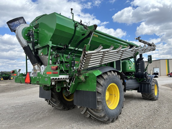 2025 John Deere 800R Sprayer/High Clearance