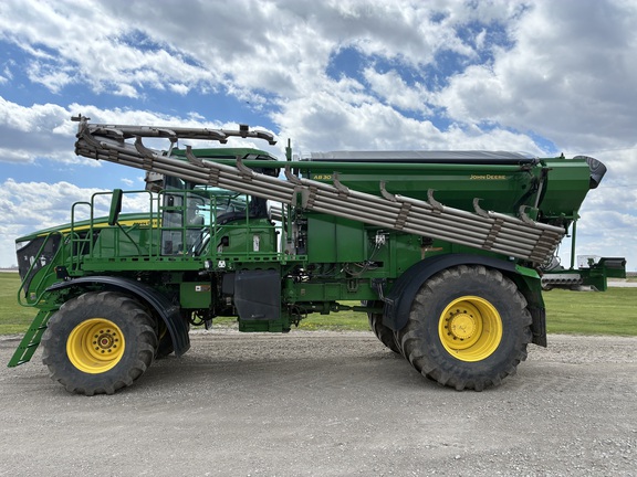 2025 John Deere 800R Sprayer/High Clearance