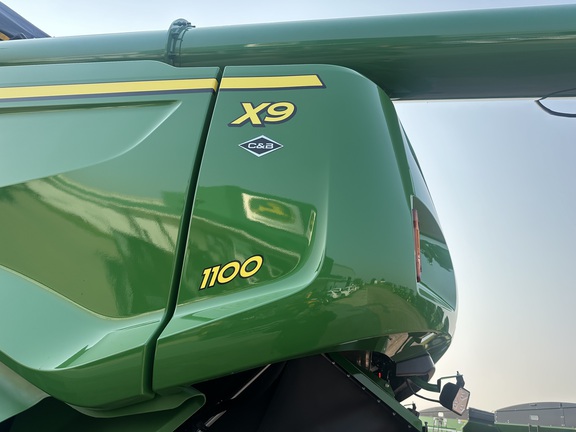 2025 John Deere X9 1100 Combine