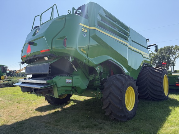 2025 John Deere X9 1100 Combine