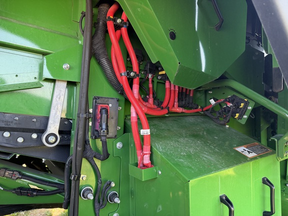 2025 John Deere X9 1100 Combine
