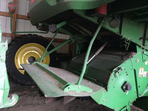 2009 John Deere 9570 STS Combine
