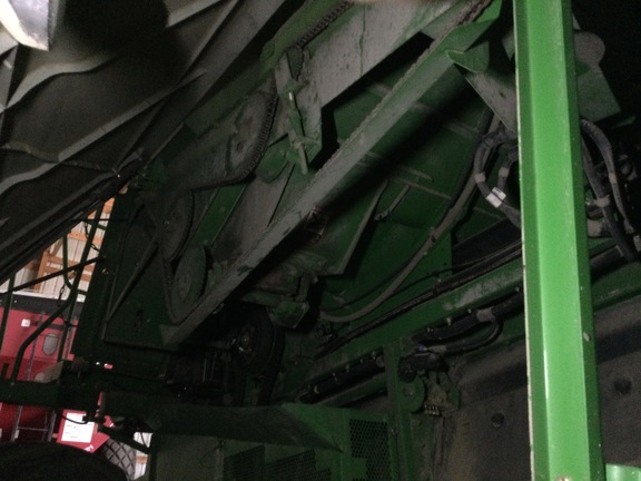 2009 John Deere 9570 STS Combine