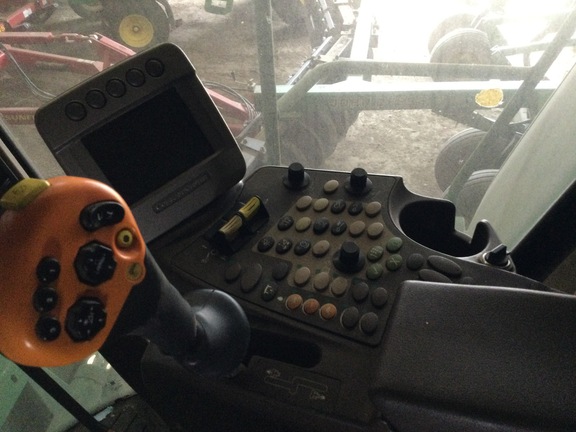 2009 John Deere 9570 STS Combine