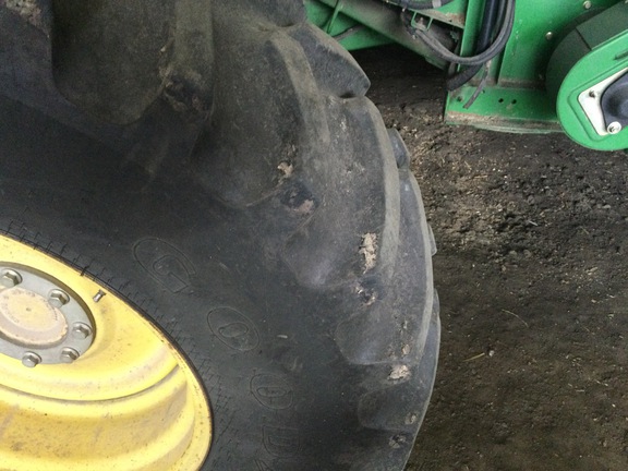 2009 John Deere 9570 STS Combine