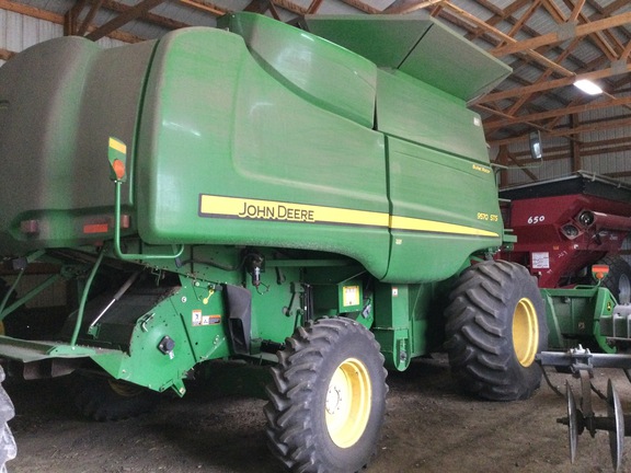 2009 John Deere 9570 STS Combine