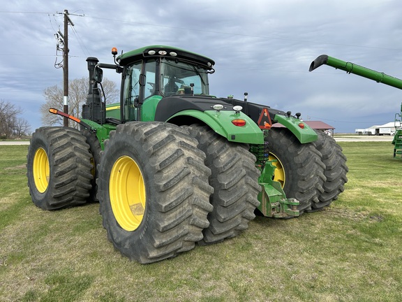 2017 John Deere 9570R Tractor 4WD