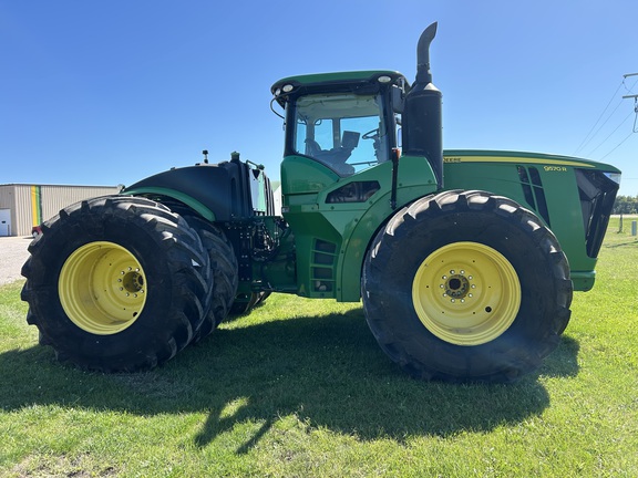 2017 John Deere 9570R Tractor 4WD