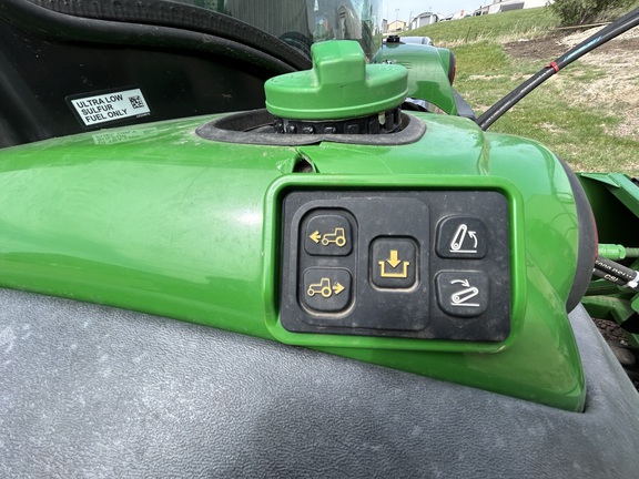 2024 John Deere 4066R Tractor Compact