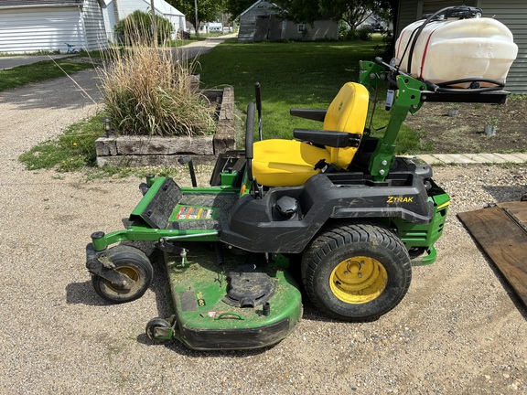 2023 John Deere Z515E Mower/Zero Turn