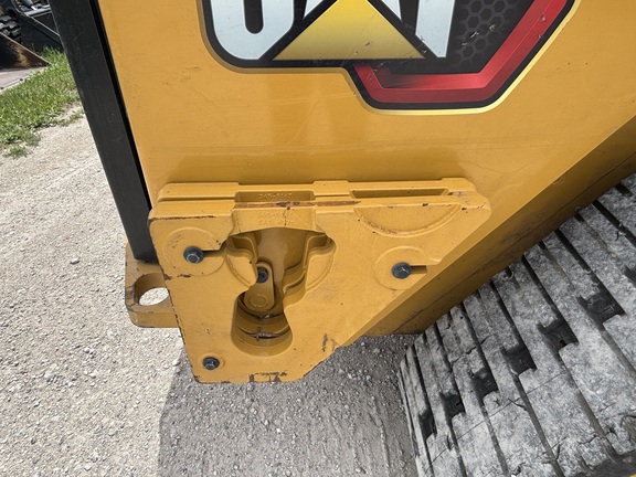 2022 Caterpillar 299D3XE Compact Track Loader
