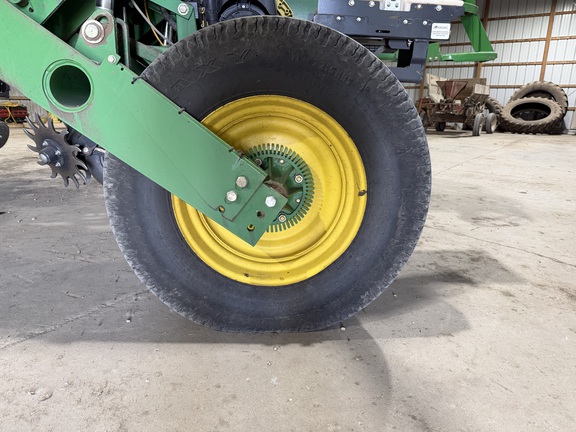 2009 John Deere 1770NT CCS Planter