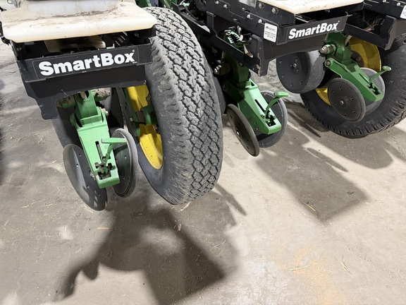 2009 John Deere 1770NT CCS Planter
