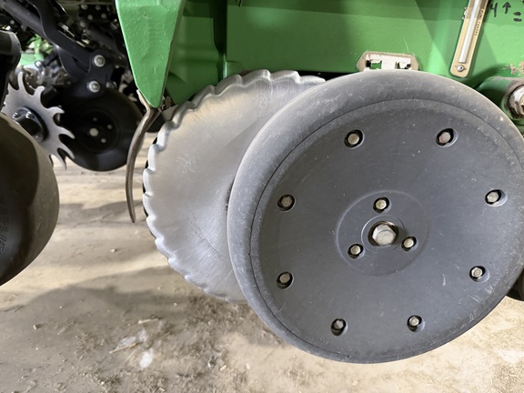 2009 John Deere 1770NT CCS Planter