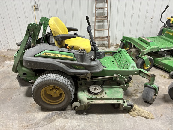 2014 John Deere Z930R Mower/Zero Turn