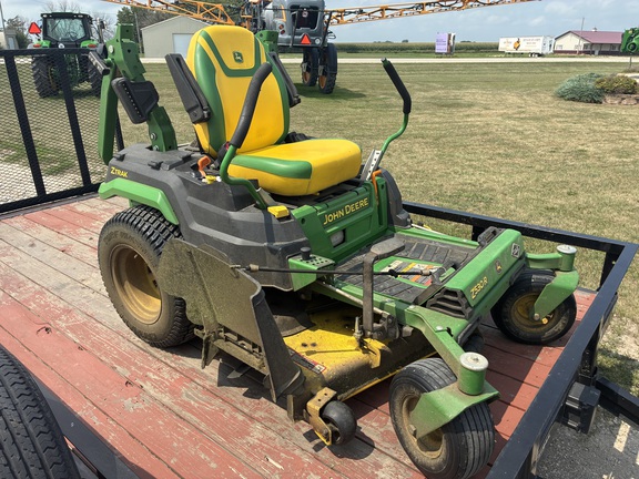 2022 John Deere Z530R Mower/Zero Turn
