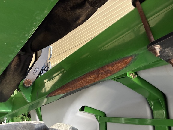 2017 Unverferth NUTRIMAX 1800 Sprayer