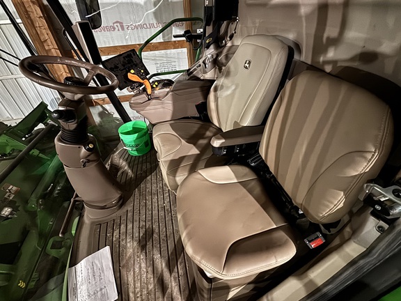 2024 John Deere S780 Combine
