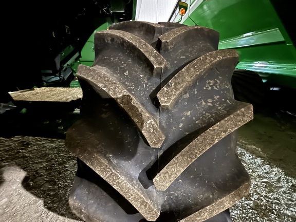2024 John Deere S780 Combine