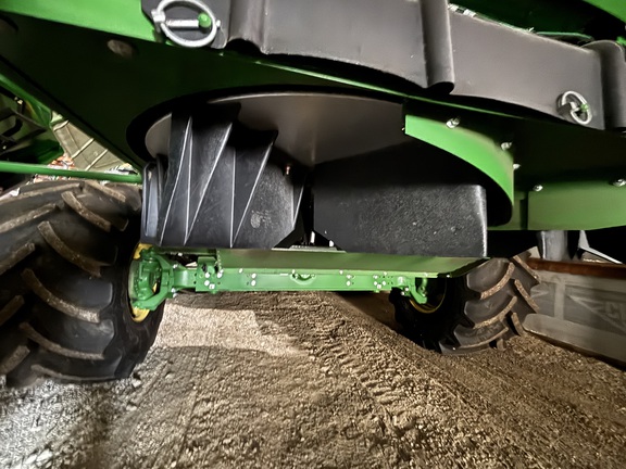 2024 John Deere S780 Combine