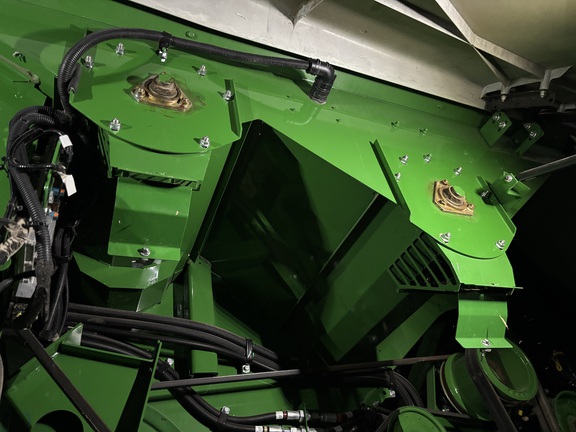 2024 John Deere S780 Combine