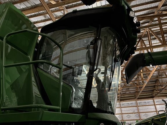 2024 John Deere S780 Combine