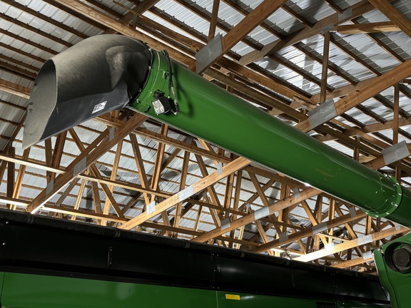 2024 John Deere S780 Combine