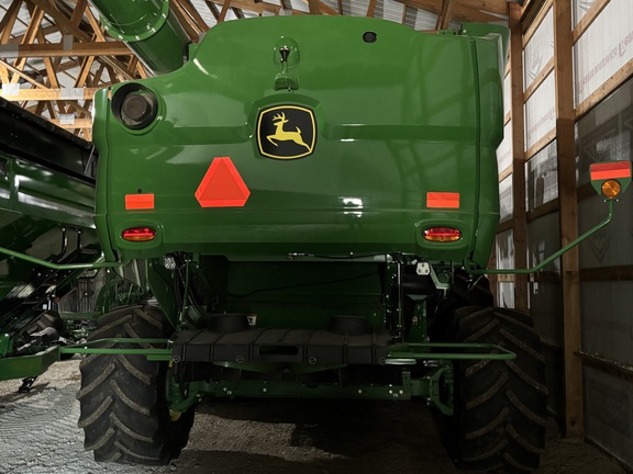 2024 John Deere S780 Combine
