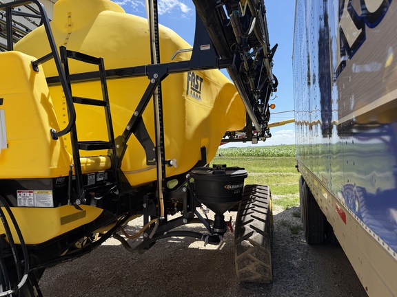 2024 Fast Distributing 9524T Sprayer