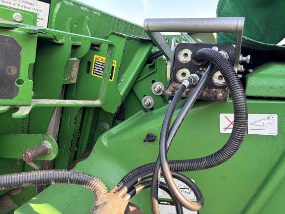 2021 John Deere C8R Header Corn Head