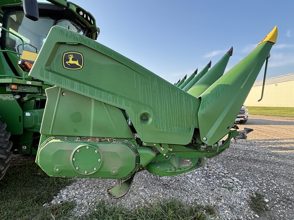 2021 John Deere C8R Header Corn Head