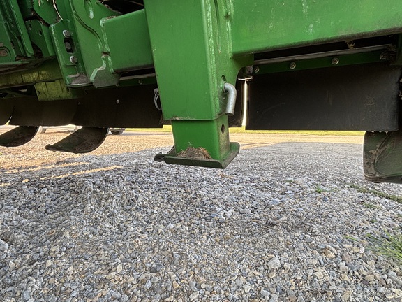 2021 John Deere C8R Header Corn Head