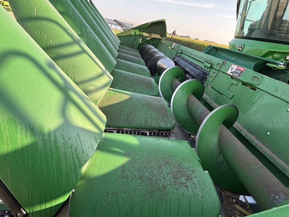 2021 John Deere C8R Header Corn Head