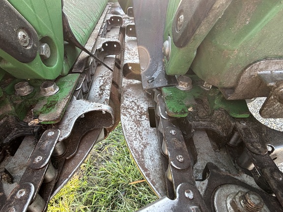 2021 John Deere C8R Header Corn Head