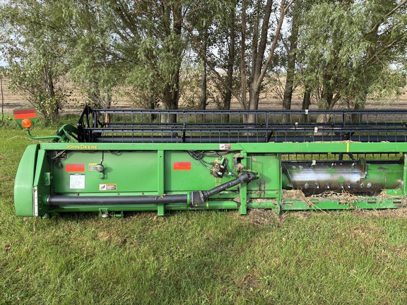 2004 John Deere 625F Header Combine