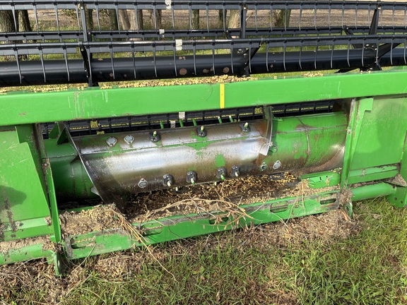 2004 John Deere 625F Header Combine