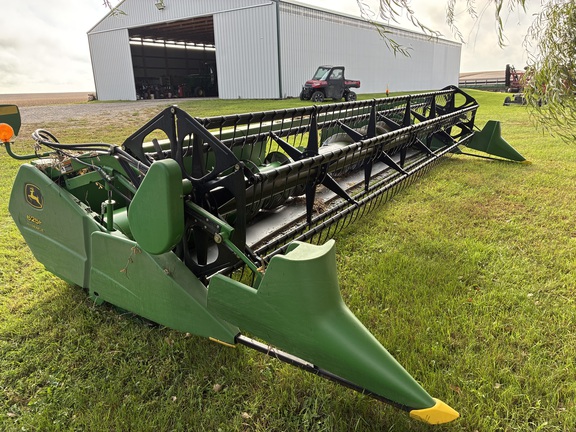 2004 John Deere 625F Header Combine