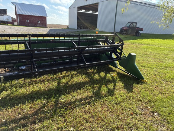2004 John Deere 625F Header Combine