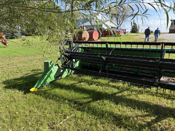 2004 John Deere 625F Header Combine