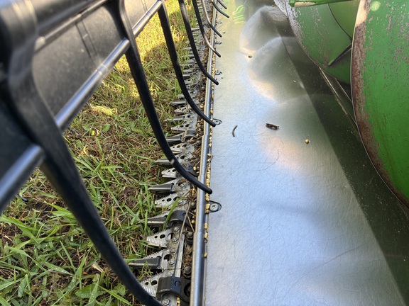 2004 John Deere 625F Header Combine