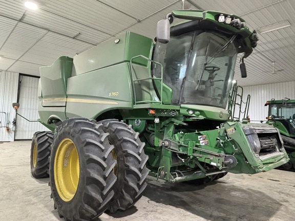2024 John Deere S760 Combine