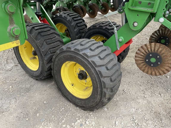 2023 John Deere DB120 Planter